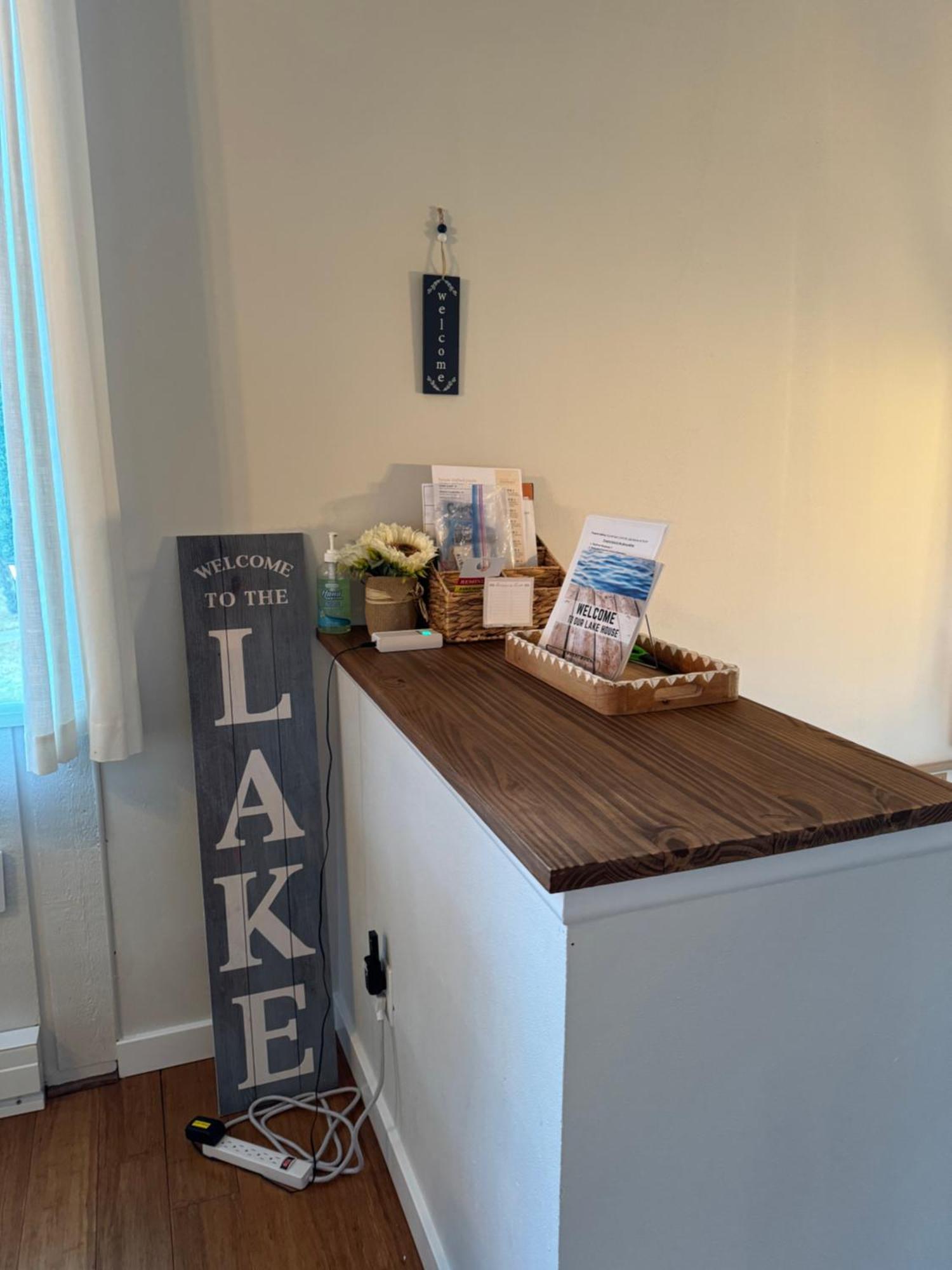Newly Remodeled Mid-Century Modern Lake Condo เลคเจนีวา ภายนอก รูปภาพ